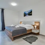 בית נופש Tica By Interhome זאטון