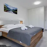 Tica By Interhome בית נופש זאטון