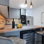 בית נופש Tica By Interhome *