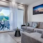 בית נופש Tica By Interhome זאטון