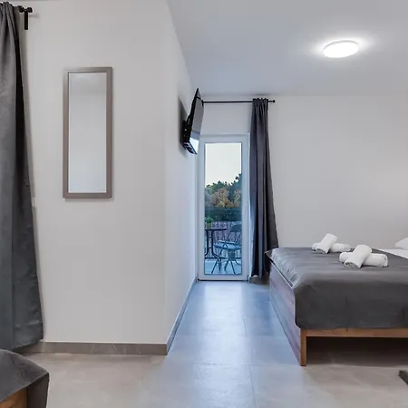 Nyaraló Tica By Interhome