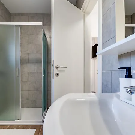 Tica By Interhome