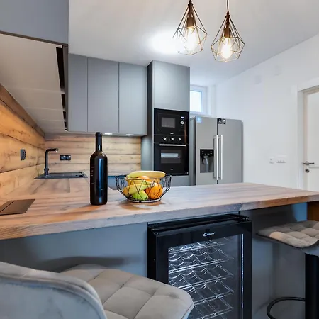 Nyaraló Tica By Interhome *