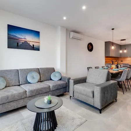 بيت للعطل Tica By Interhome *