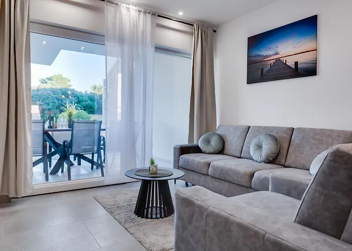 Vakantiehuis Tica By Interhome Zaton (Zadar)