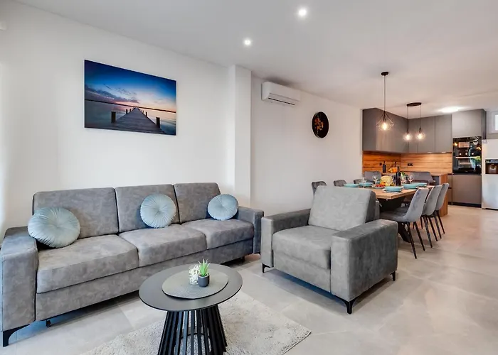 Vakantiehuis Tica By Interhome *